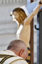 Pope Francis Leads Opening Mass for Synod - Vatican