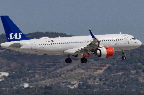 SAS Scandinavian Airlines Airbus A320neo Landing In Athens