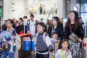 National Day Holiday Return Peak in Nanjing