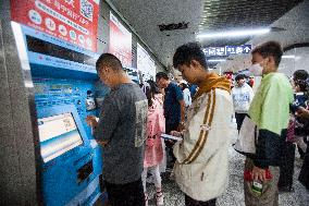 National Day Holiday Return Peak in Nanjing