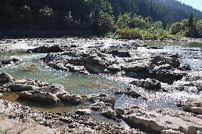 Cheremosh mountain river