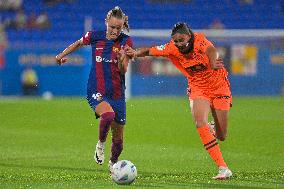 FC Barcelona v Valencia CF - Liga F