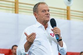 Donald Tusk Holds A Campaign Rally - Poland