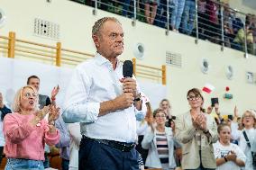 Donald Tusk Holds A Campaign Rally - Poland