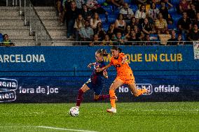 FC Barcelona v Valencia CF - Liga F