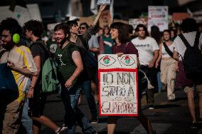 Young Climate Activists Rally In Fridays For The Future In Rome