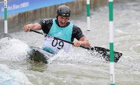 (SP)CHINA-HANGZHOU-ASIAN GAMES-CANOE SLALOM (CN)