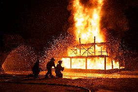 SOUTH AFRICA-JOHANNESBURG-FIREFIGHTERS-TRAINING