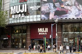 MUJI Grocery Store in Shanghai