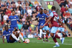 Burnley FC v Chelsea FC - Premier League