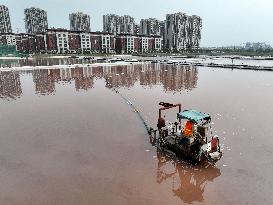 Workers Work in A Salt Pan in Lianyungang