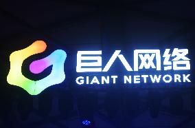 Giant Network