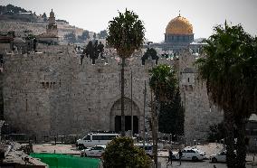 MIDEAST-JERUSALEM-ROCKET ATTACK-AFTERMATH