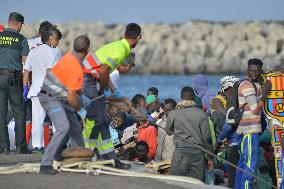 376 Migrants Arrive In El Hierro In Three Small Boats - Spain