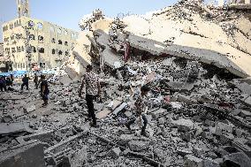 Aftermath Of Israeli Air Strikes In Gaza