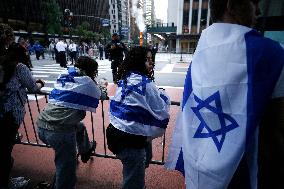 Palestinian Rally In Response To Hamas Attack In New York City