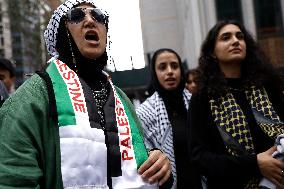 Palestinian Rally In Response To Hamas Attack In New York City