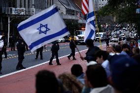 Palestinian Rally In Response To Hamas Attack In New York City