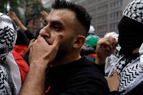 Palestinian Rally In Response To Hamas Attack In New York City