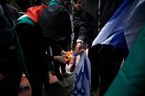 Palestinian Rally In Response To Hamas Attack In New York City