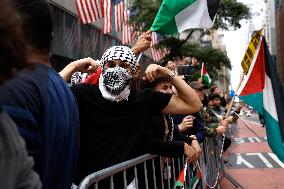 Palestinian Rally In Response To Hamas Attack In New York City