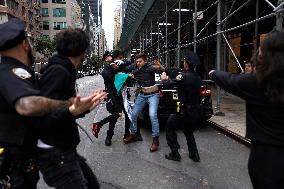 Palestinian Rally In Response To Hamas Attack In New York City