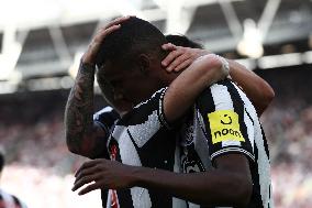 West Ham United v Newcastle United - Premier League