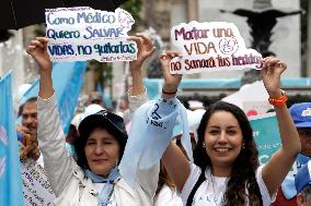 March For Women And Life In Mexico