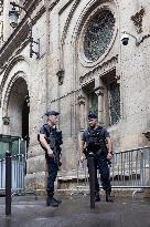 Increased security measures at Jewish temples - Paris