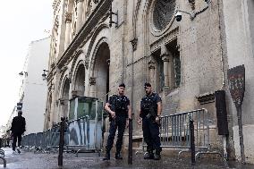 Increased security measures at Jewish temples - Paris