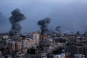 Israeli Air Strikes On Gaza City