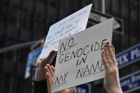 Pro-Palestinian And Pro-Israeli Protesters Demonstrate Outside The Consulate General Of Israel In New York City