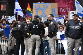 Pro-Palestinian And Pro-Israeli Protesters Demonstrate Outside The Consulate General Of Israel In New York City