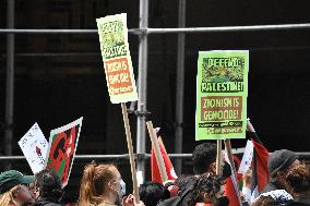 Pro-Palestinian And Pro-Israeli Protesters Demonstrate Outside The Consulate General Of Israel In New York City