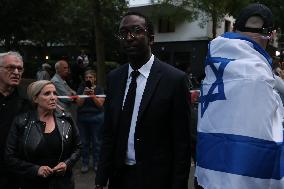 Demonstration In Paris In Support Of Israel