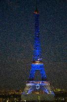 The Eiffel Tower Illuminated In Israeli Colors - Paris