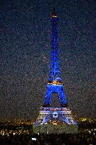 The Eiffel Tower Illuminated In Israeli Colors - Paris