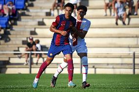 Ronaldinho Son Playing With The FC Barcelona Youth Team
