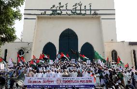 Supporters Of Islami Andolon Bangladesh