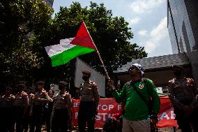 Pro-Palestinian Demonstrate Against The Palestine-Israel War