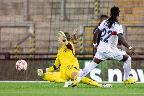 Manchester United Women v Paris Saint-Germain Feminines - UEFA Women's Champions League Qualifying Second Round