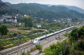 Trains Run in Congjiang