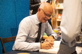 Edouard Philippe Book Signing - Paris