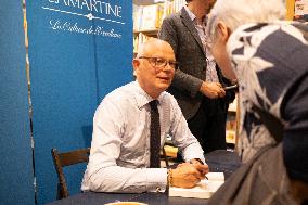 Edouard Philippe Book Signing - Paris