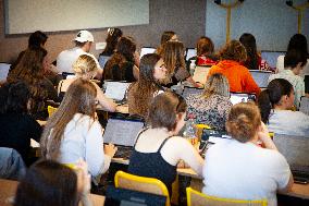 Illustration Of Lyon 2 University - Lyon