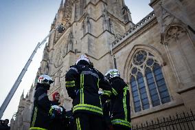 Firefighter Drill In Saint-Andre Cathedral - Bordeaux