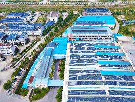 Photovoltaic Power Generation Equipment Installed on The Roof in Anqing