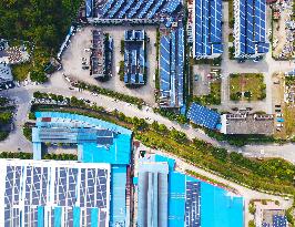 Photovoltaic Power Generation Equipment Installed on The Roof in Anqing