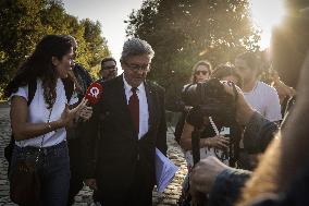 Jean-Luc Melenchon Promotes His Book - Bordeaux