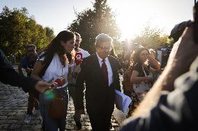 Jean-Luc Melenchon Promotes His Book - Bordeaux